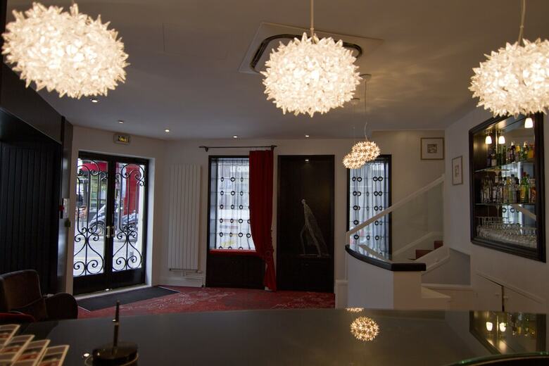 Hotel Plaza Etoile