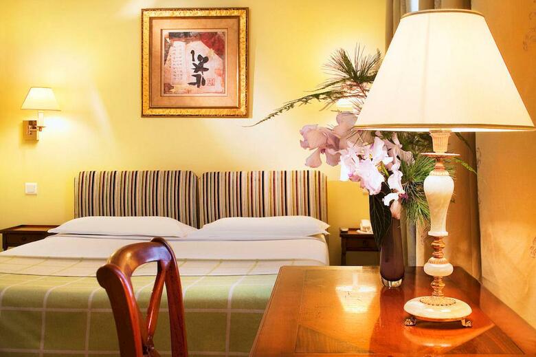 Hotel Relais Saint Honor�