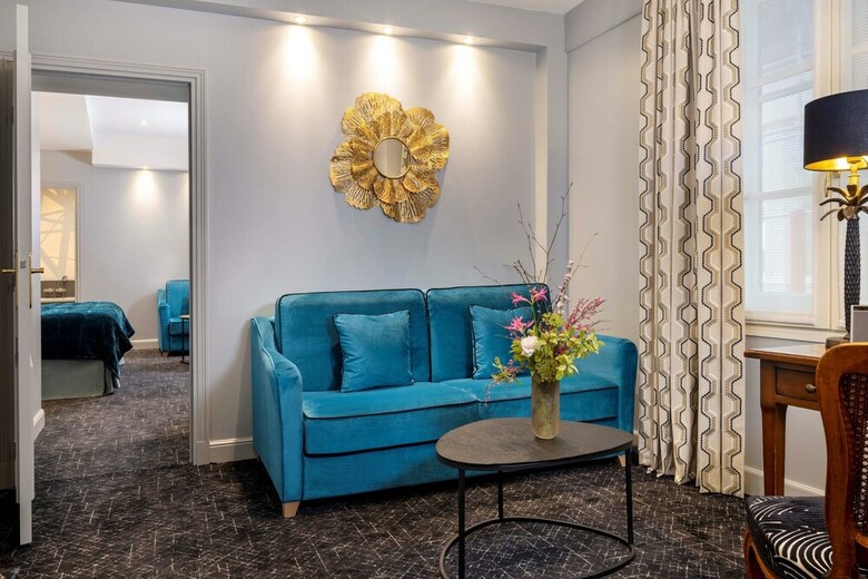 Hotel Relais Saint Honor�