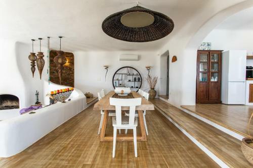 Villa Ilana By The Pearls Collection