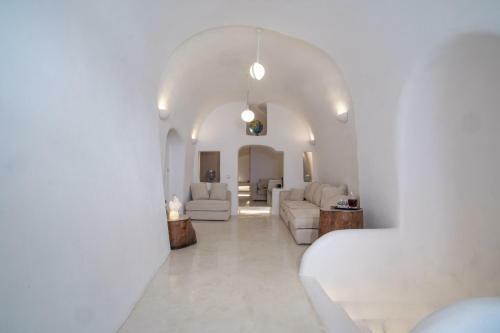 The Globe Suites Villa
