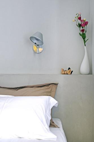 Fira Villa Sleeps 8 Air Con Wifi