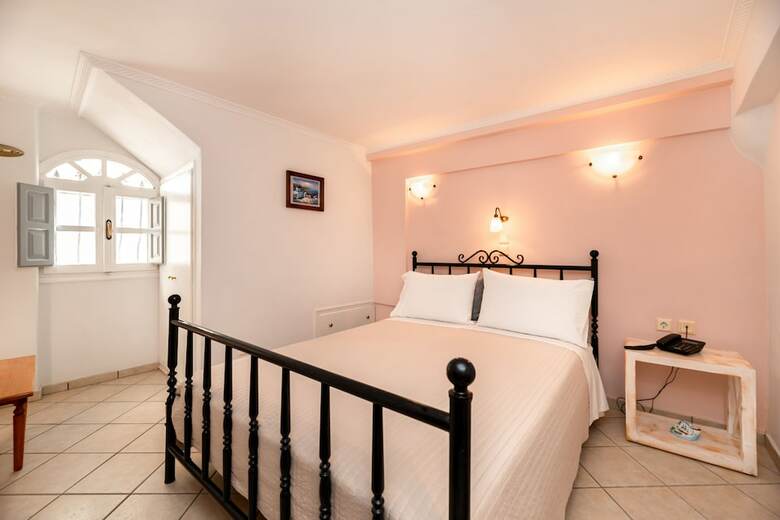 Villa By Hotel Thira