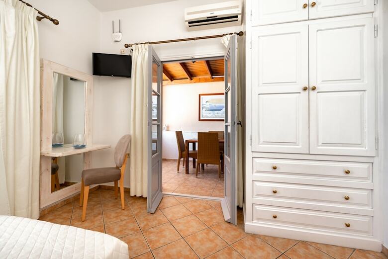 Villa By Hotel Thira