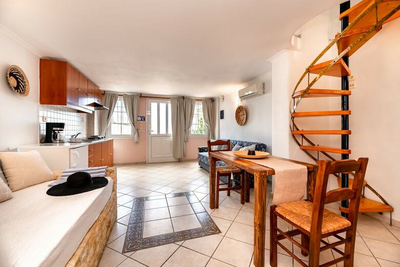 Villa By Hotel Thira