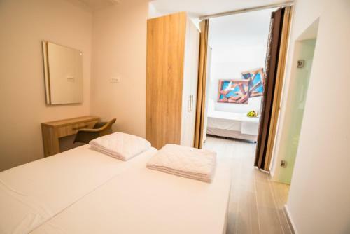 Hotel Kratiras View Luxury Suites
