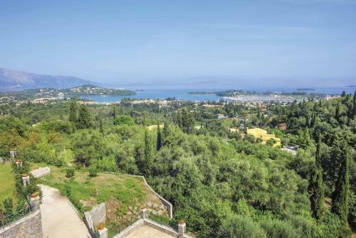 Kyra Chrysikou Villa Sleeps 6 Pool Air Con Wifi