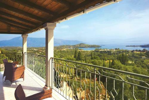 Kyra Chrysikou Villa Sleeps 6 Pool Air Con Wifi