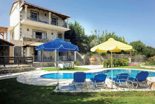 Kyra Chrysikou Villa Sleeps 6 Air Con Wifi