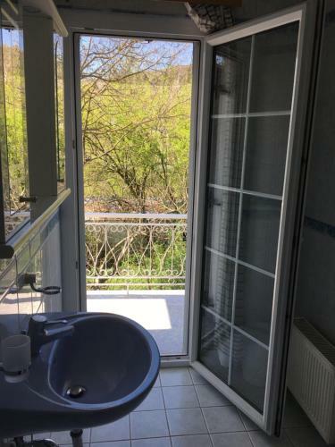 Hostal Villa Elena