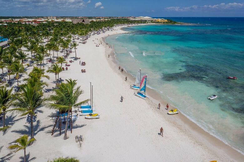 Hotel Barcelo Maya Colonial