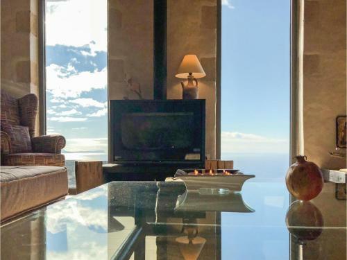 Four-bedroom Holiday Home In Kardamyli