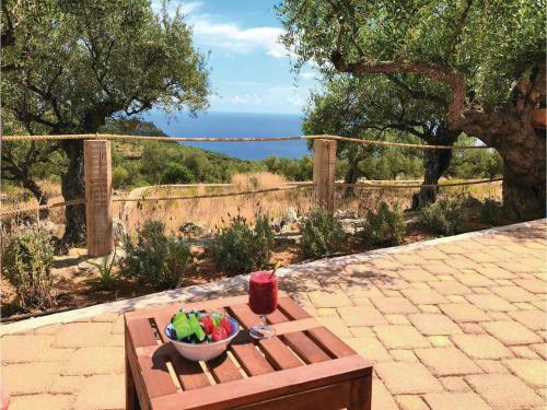 Four-bedroom Holiday Home In Kardamyli