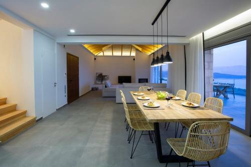 Rachi Sea View Villas