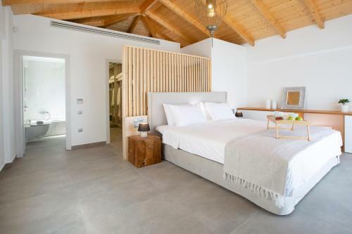Rachi Sea View Villas