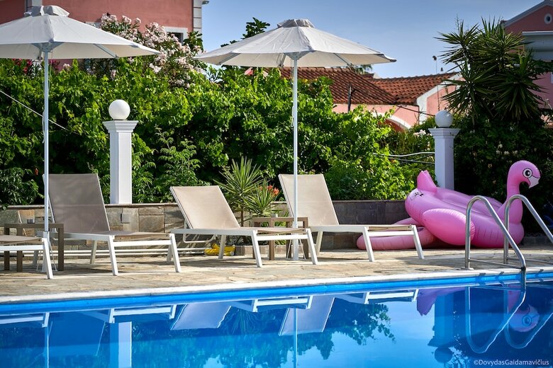 Hostal Fardini Seaside Hotel
