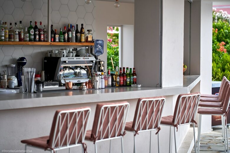 Hostal Fardini Seaside Hotel