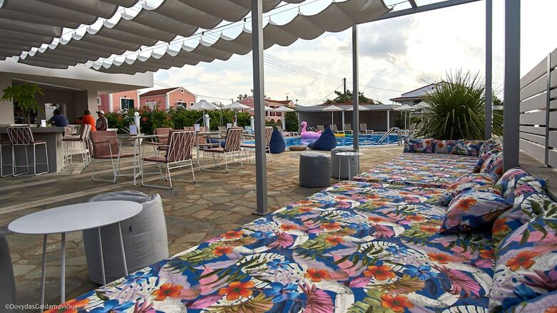 Hostal Fardini Seaside Hotel