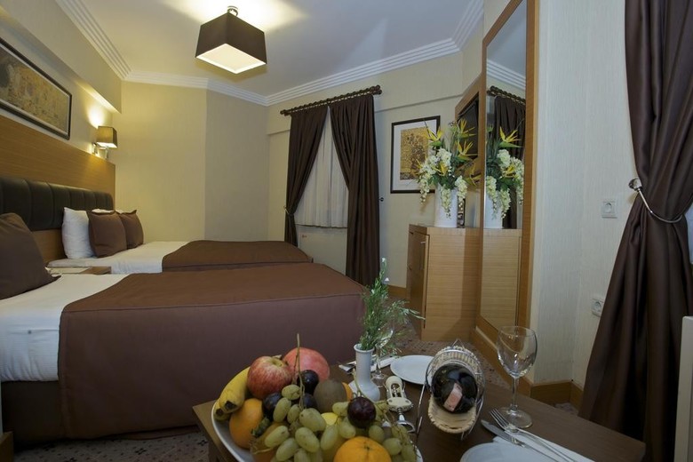 Hotel Mirilayon