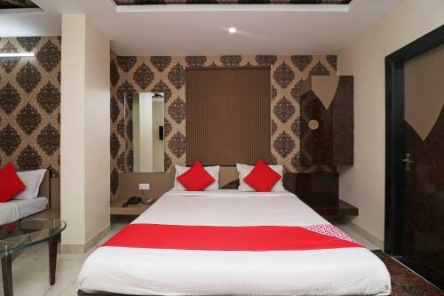 Oyo 27611 Hotel Shree Regency
