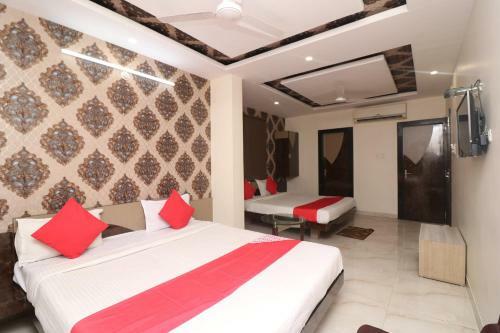 Oyo 27611 Hotel Shree Regency