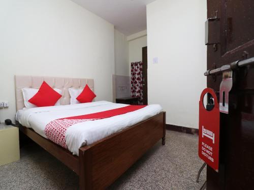 Oyo 18508 Hotel Shreya