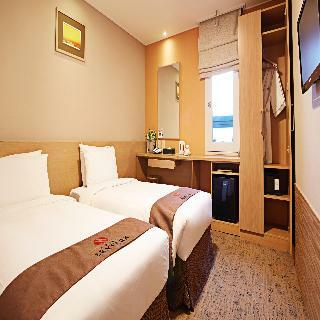 Hotel Sky Park Myeongdong 3