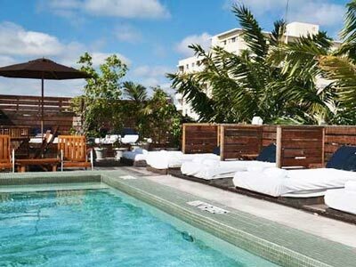 Catalina Hotel Beach Club