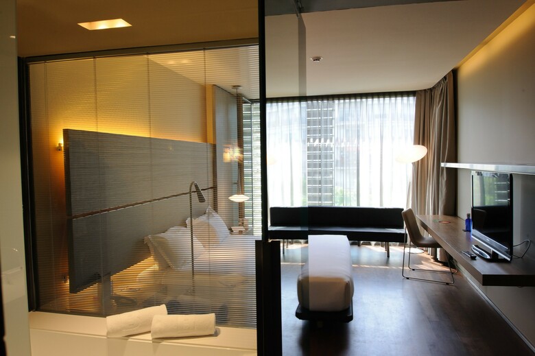 B-hotel