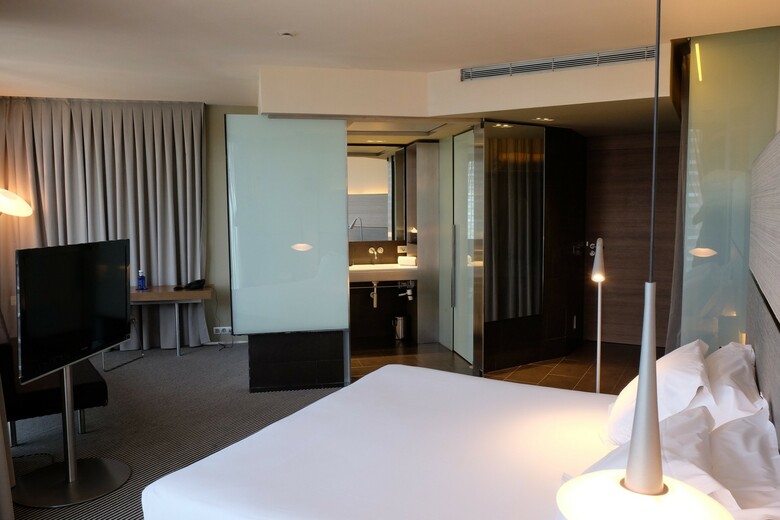 B-hotel