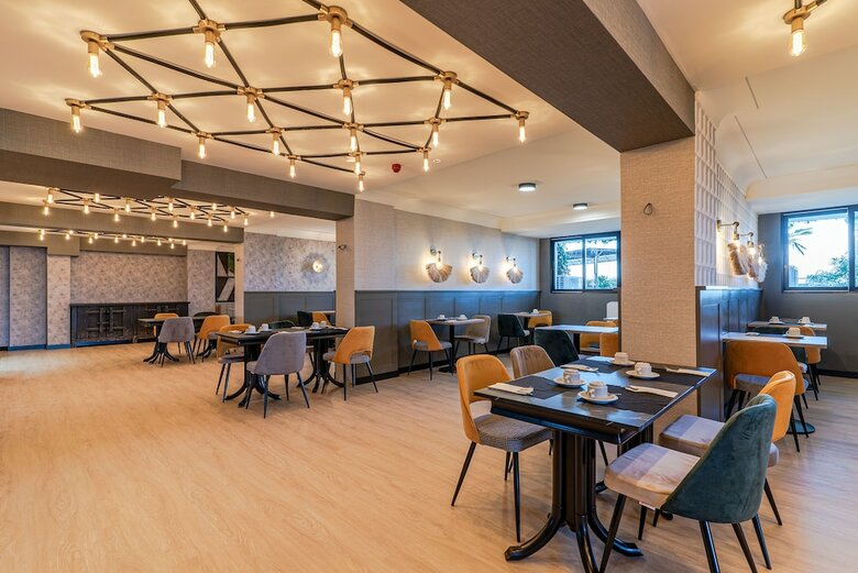 Hotel Ramada Resort By Wyndham Puerto de Mazarron