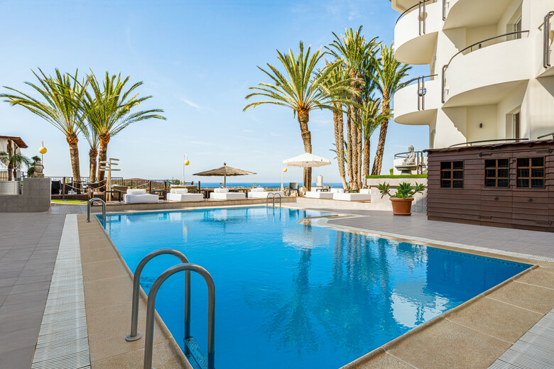 Hotel Ramada Resort By Wyndham Puerto de Mazarron