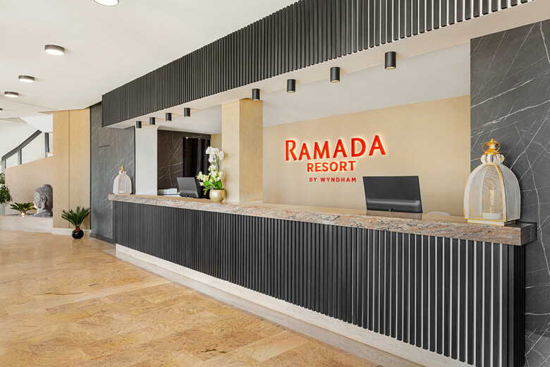 Hotel Ramada Resort By Wyndham Puerto de Mazarron