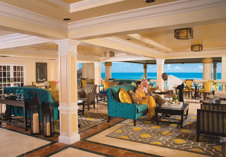 Hotel Sandals Regency La Toc