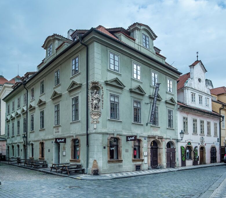 Hotel Ea Residence U B�l� Ku�elky