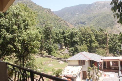 Hotel Green Hill View Rooms In Bhagsu