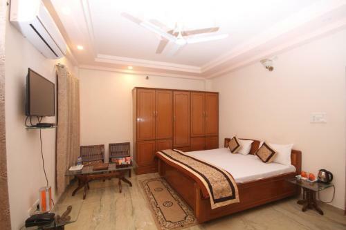 Hotel Dharamshala Paradise