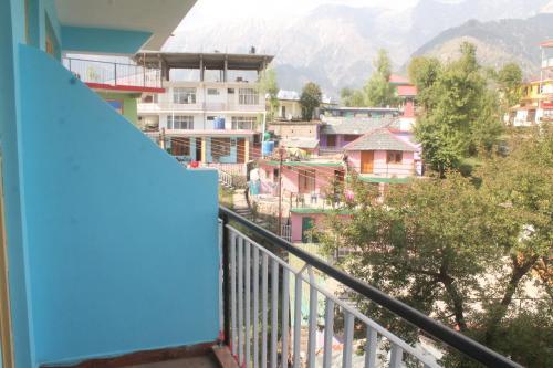 Hostal Snow View Rooms In Naddi