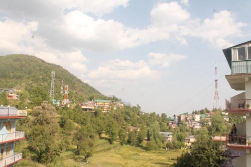 Hostal Snow View Rooms In Naddi