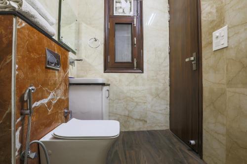 Fabhotel Gcr Sector 43