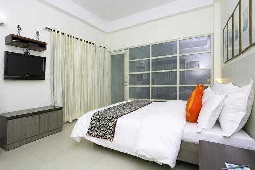 Hotel Anav House Golf Course Road