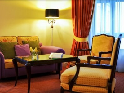Buelow Palais And Residenz Hotel