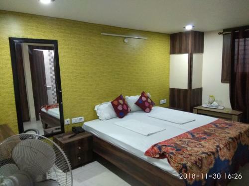 Hostal Minakshi Guest House
