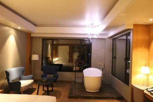Hotel Kiranshree Grand