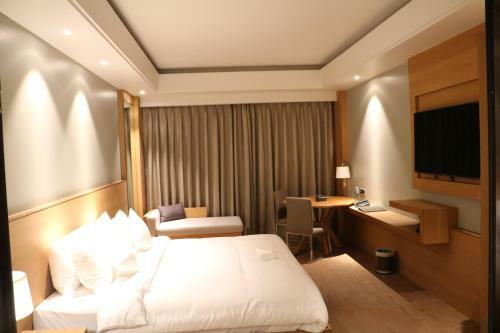 Hotel Kiranshree Grand