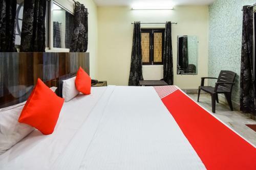 Hostal Samyak Guest House