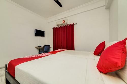 Hotel Oyo Flagship 488 Jntu