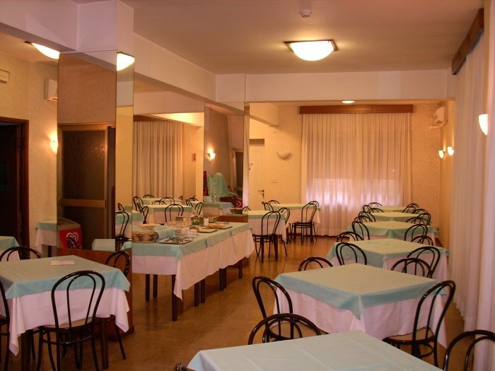 Hotel Consul