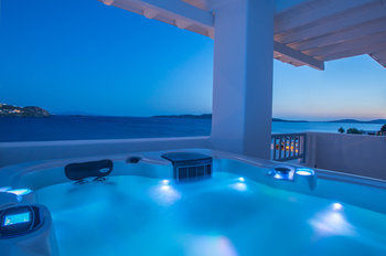 Hotel De.light(deluxe Suite Sea View