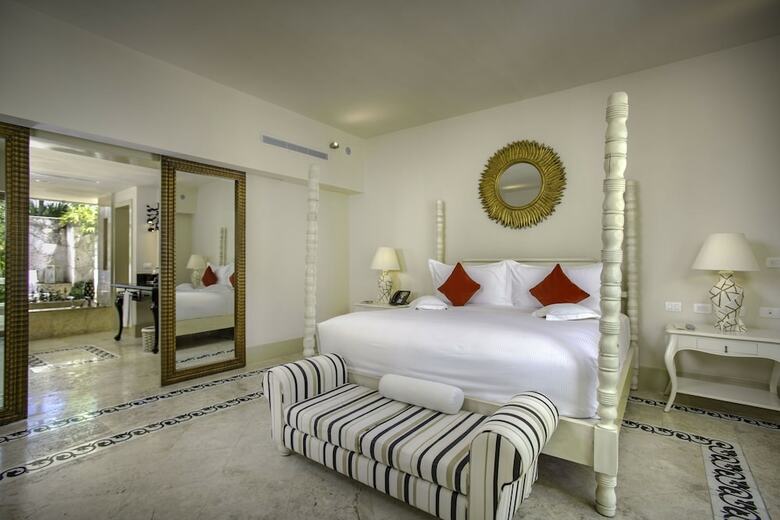 Hotel Eden Roc En Cap Cana
